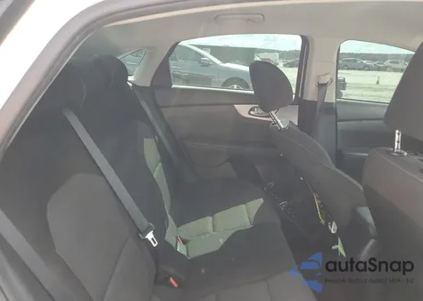 2022 Kia Forte Fe z USA, uszkodzony, nr VIN 3KPF24ADXNE453666